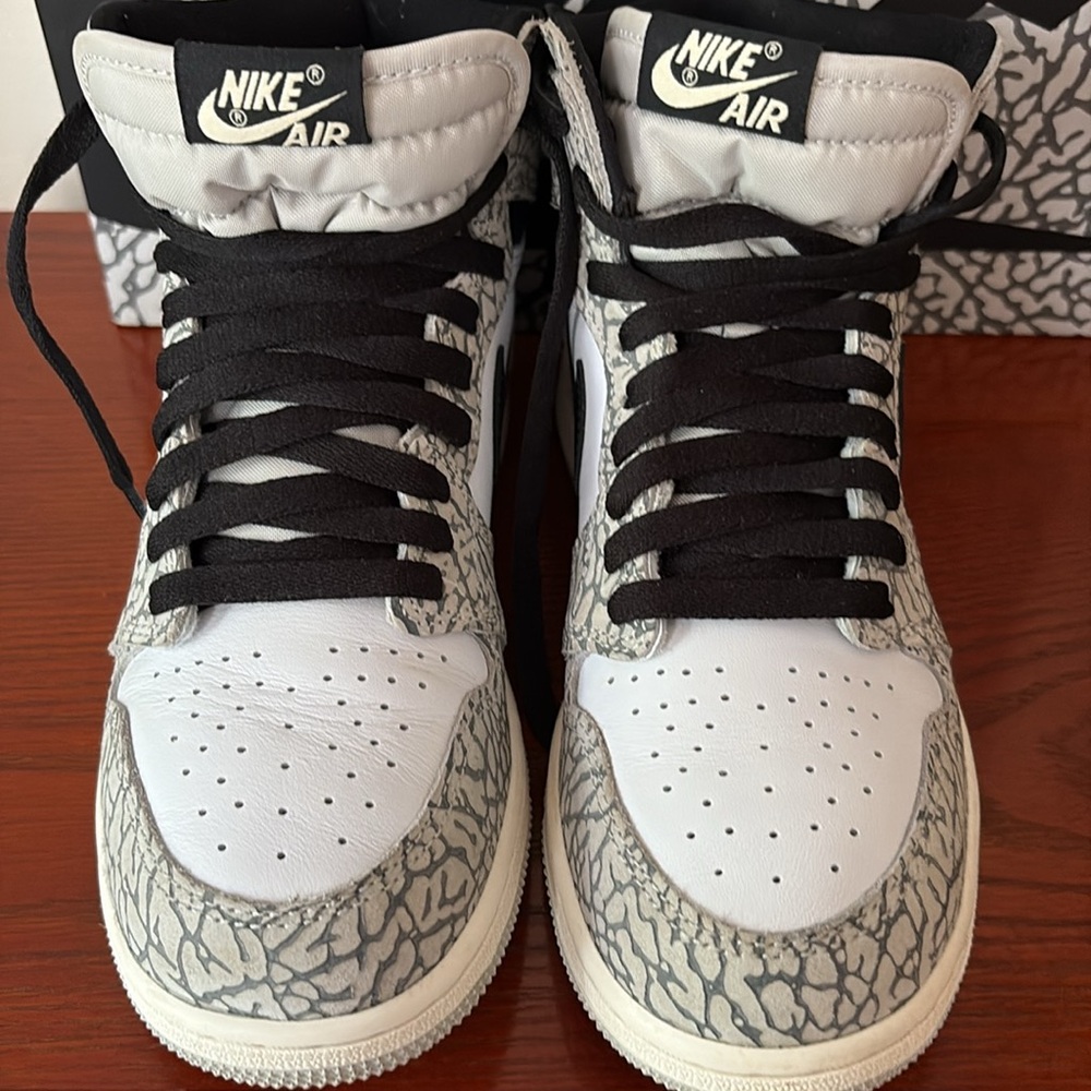 Nike Air Jordan 1 Retro High OG White Cement - Picture 9 of 16